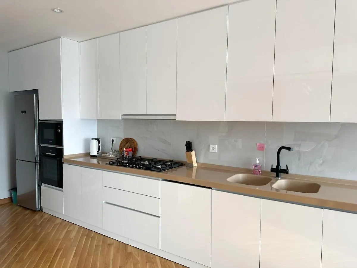 City & Sea View Modern Apartment In City Center Baku Aserbaidschan