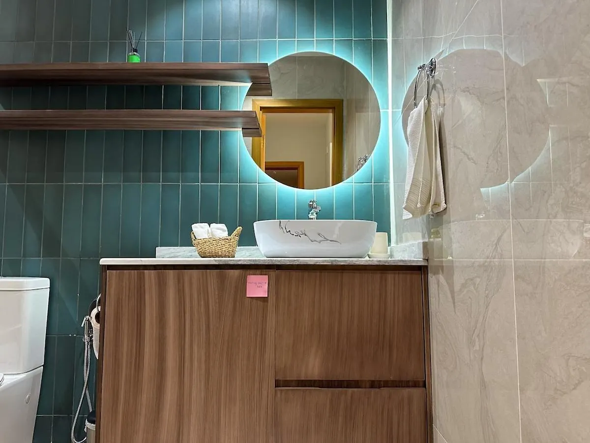 City & Sea View Modern Apartment In City Center Baku 0*,