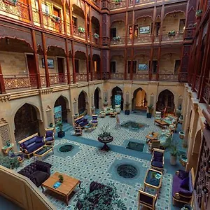 Shah Palace Luxury Museum Hotel
