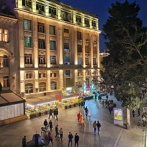 Hotel Center, Bakú