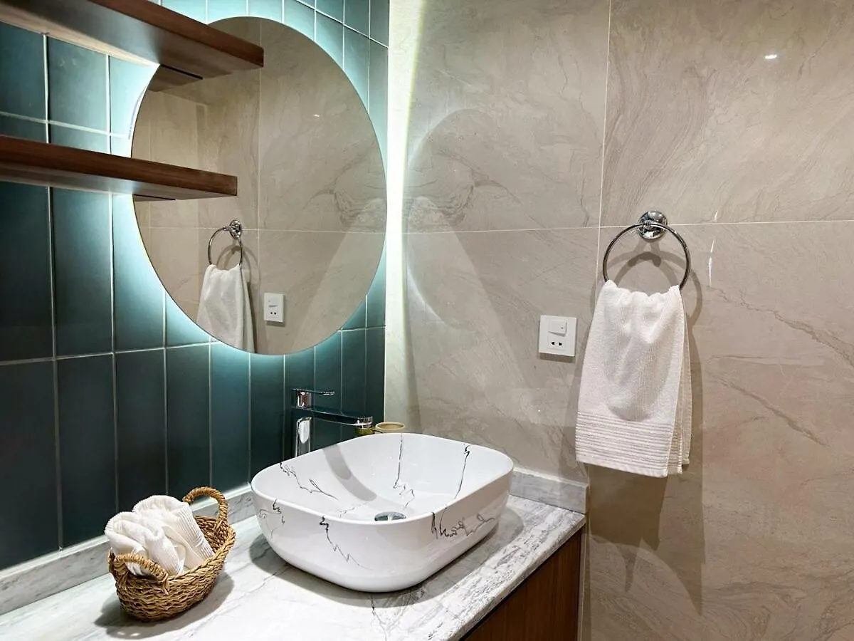 City & Sea View Modern Apartment In City Center Baku