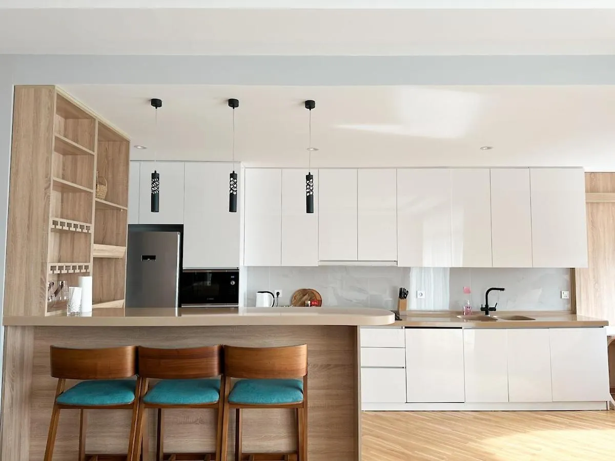 City & Sea View Modern Apartment In City Center Baku