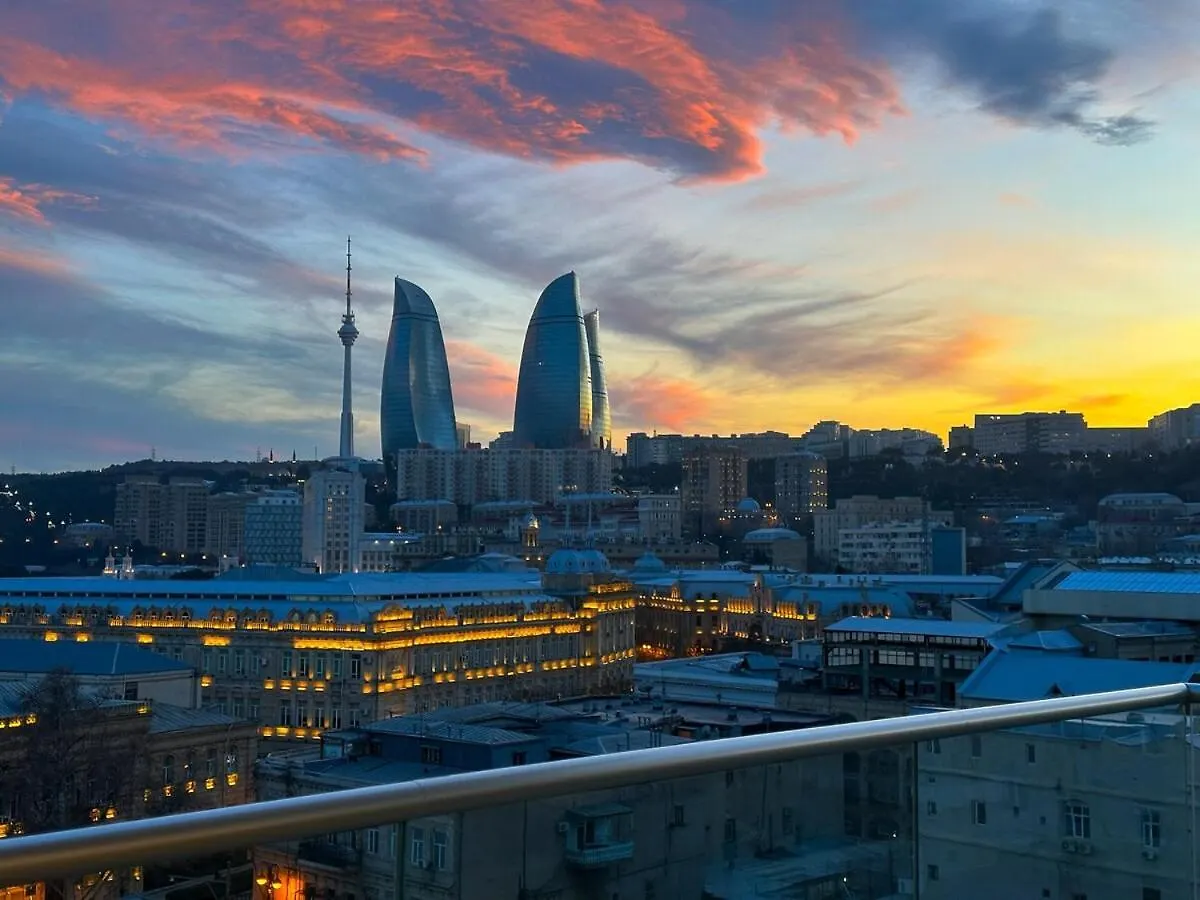 City & Sea View Modern Apartment In City Center Baku 0*,
